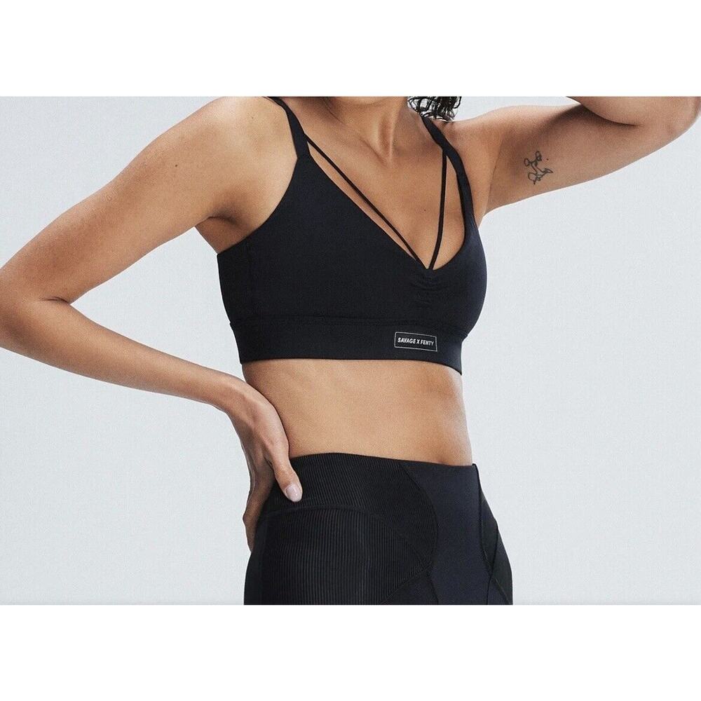 Savage X Fenty Curve Alert Medium Impact Black Strappy Sports Bra Size XS
